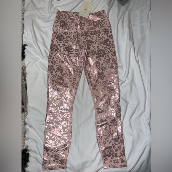 Fabletics Pureluxe Leggings - Picture 2 of 3